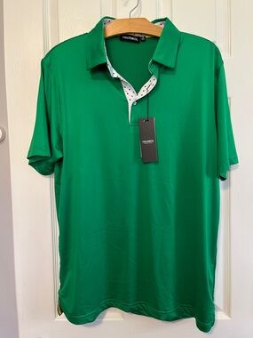 Men's Emerald Green Short-Sleeve Golf Polo with Contrast Placket